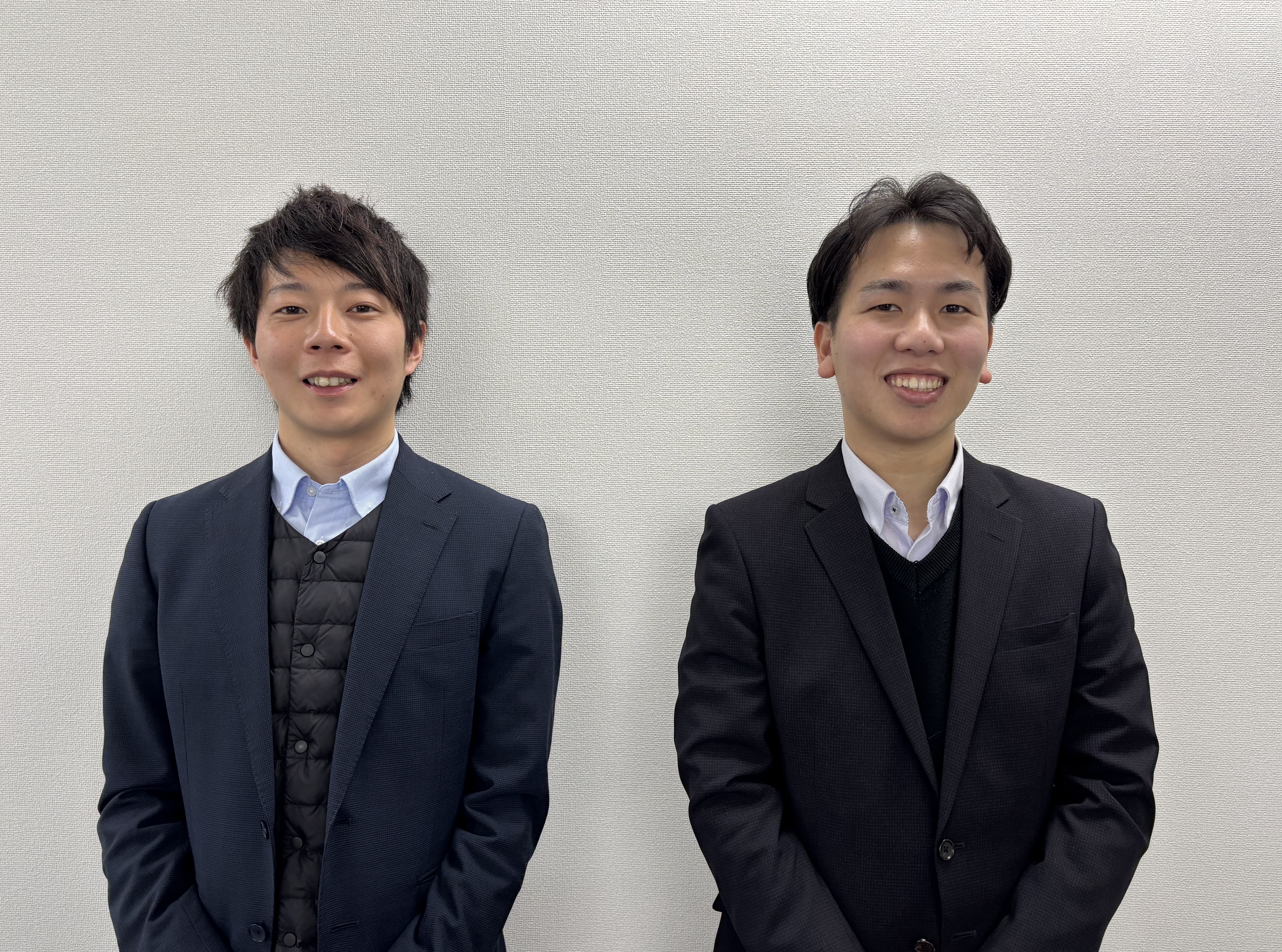 （左から）国際統括本部　国際物流関西支店 業務一課　山中さん、大島さん