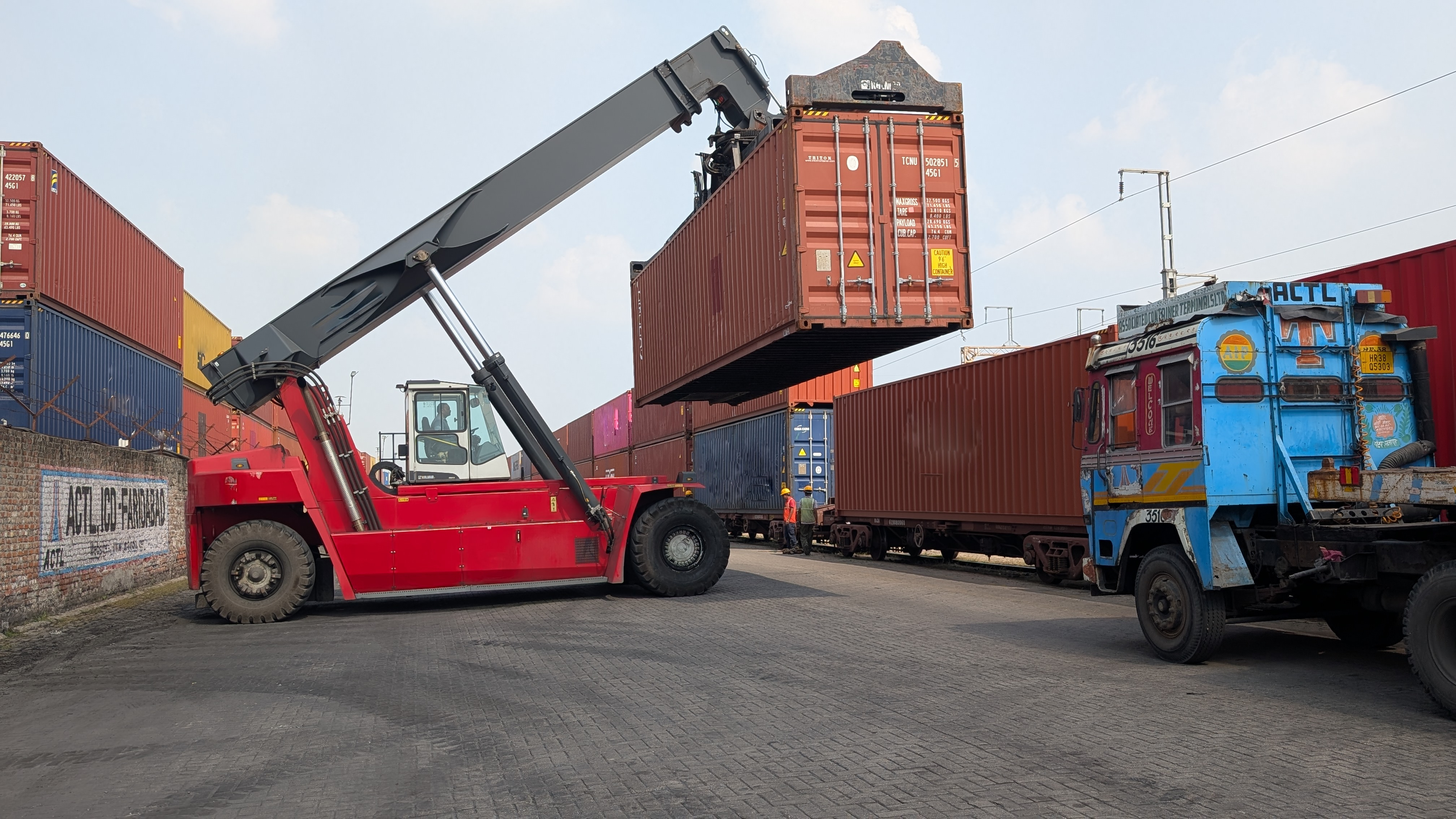 インドの鉄道コンテナ輸送